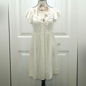 🌷Umgee, Adorable Mini Dress in cream color. NWT-Sizes S,M, L☀️